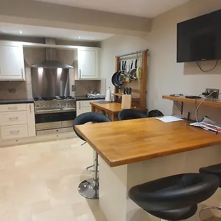 Ballymena/ Belfast/ Antrim Coast/Galgorm Extérieur photo