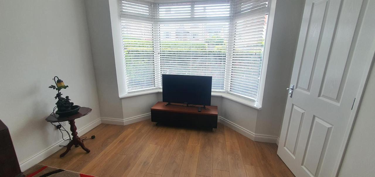 Ballymena/ Belfast/ Antrim Coast/galgorm Holiday home Ballymena