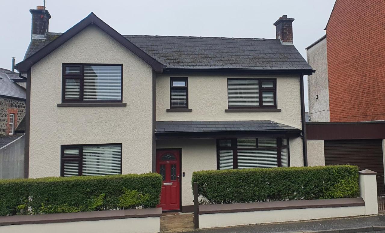 Ballymena/ Belfast/ Antrim Coast/galgorm Holiday home *